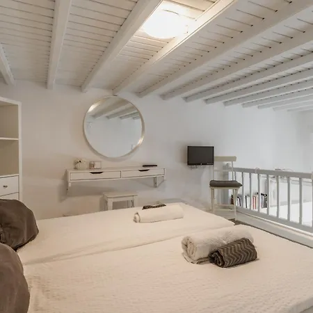 Apartman 5-bed Stylish Maisonette