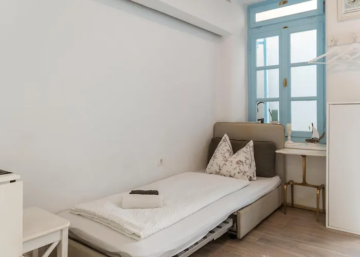 דירה 5-bed Stylish Maisonette